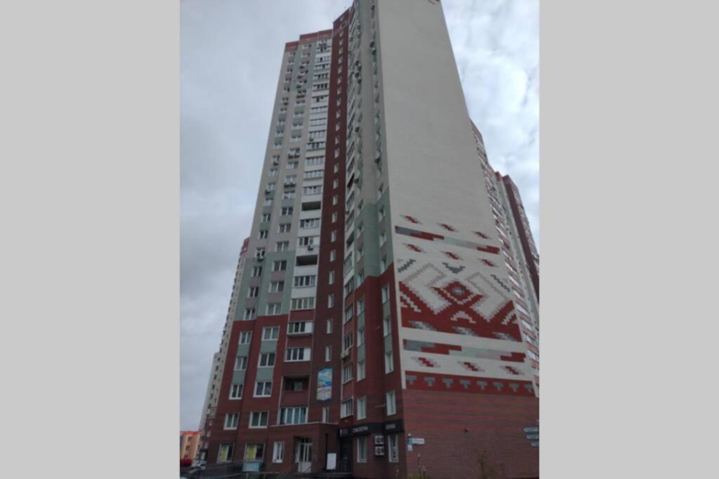 Apartment русовой софии 3 *