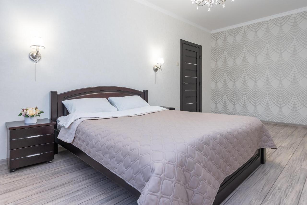 русовой софии 3 Apartment Kyiv